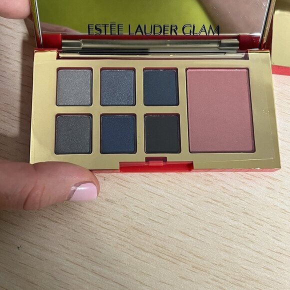 Estee Lauder 2 New Pure Color Eny Eye and Cheek Palette in Glam & Nudes - Picture 2 of 5